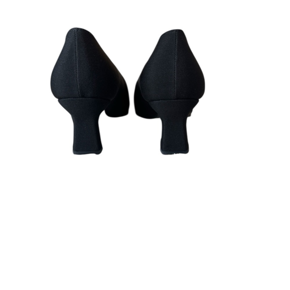Stuart Weitzman Vintage Classic Black Pumps - Picture 4 of 7